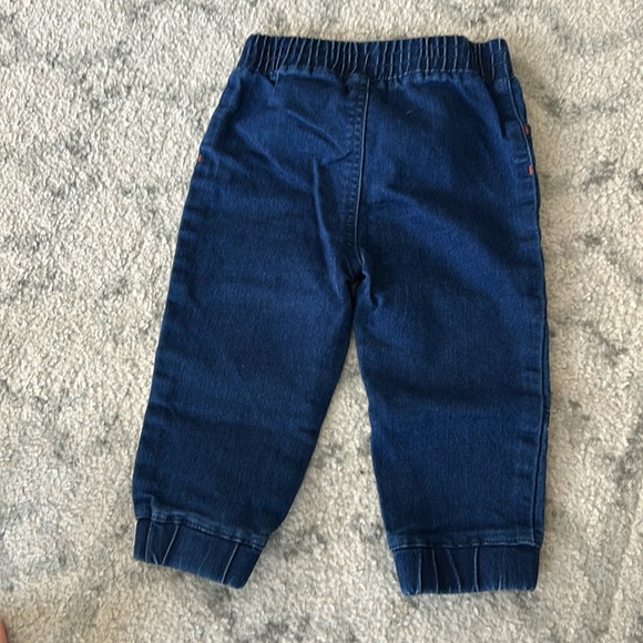 12 month stretchy jeans Great - Picture 3 of 3